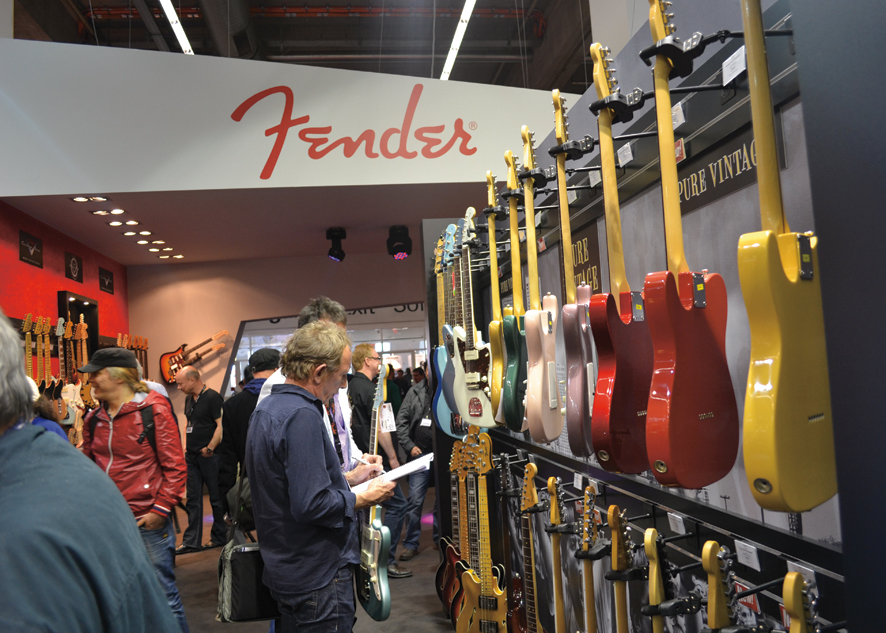 expozice Fender