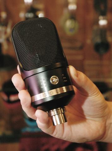 Neumann TLM 107